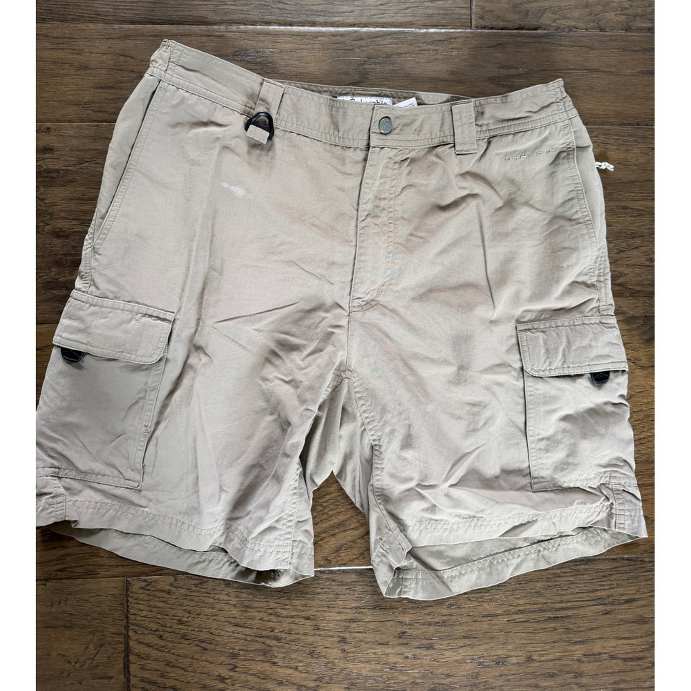 Columbia Men's Cargo Shorts Size Large